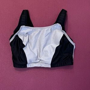 GLAMORISE
Custom Control Wire-Free Sports Bra, 32G, black and gray/silver.